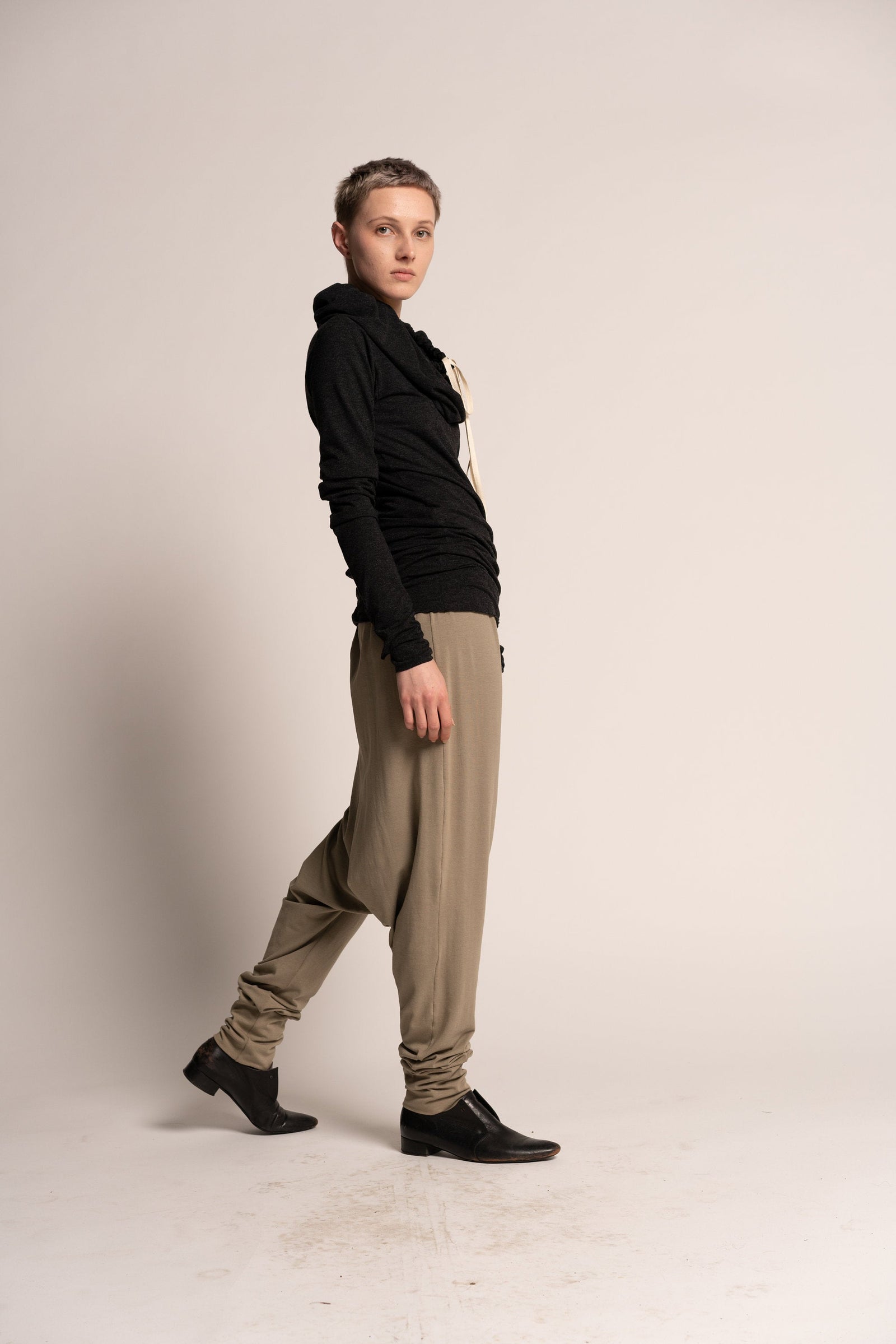 Almond Green Drop Crotch Harem Pants – Urbanic Tribe by Charu